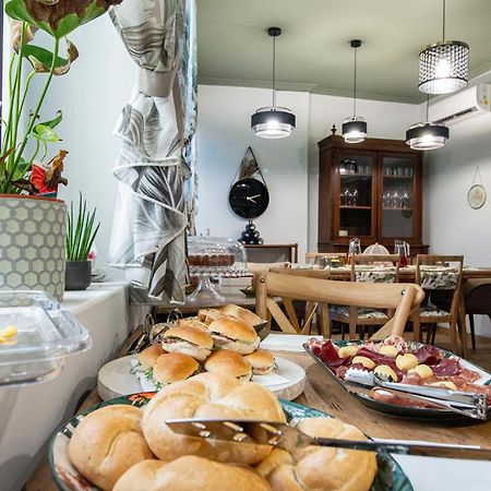 Epimoni B&B Catania Bagian luar foto