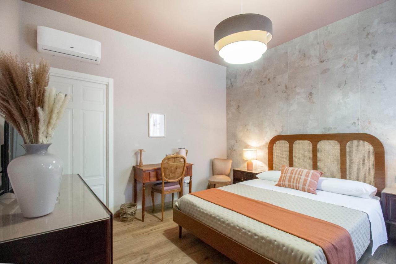 Epimoni B&B Catania Bagian luar foto