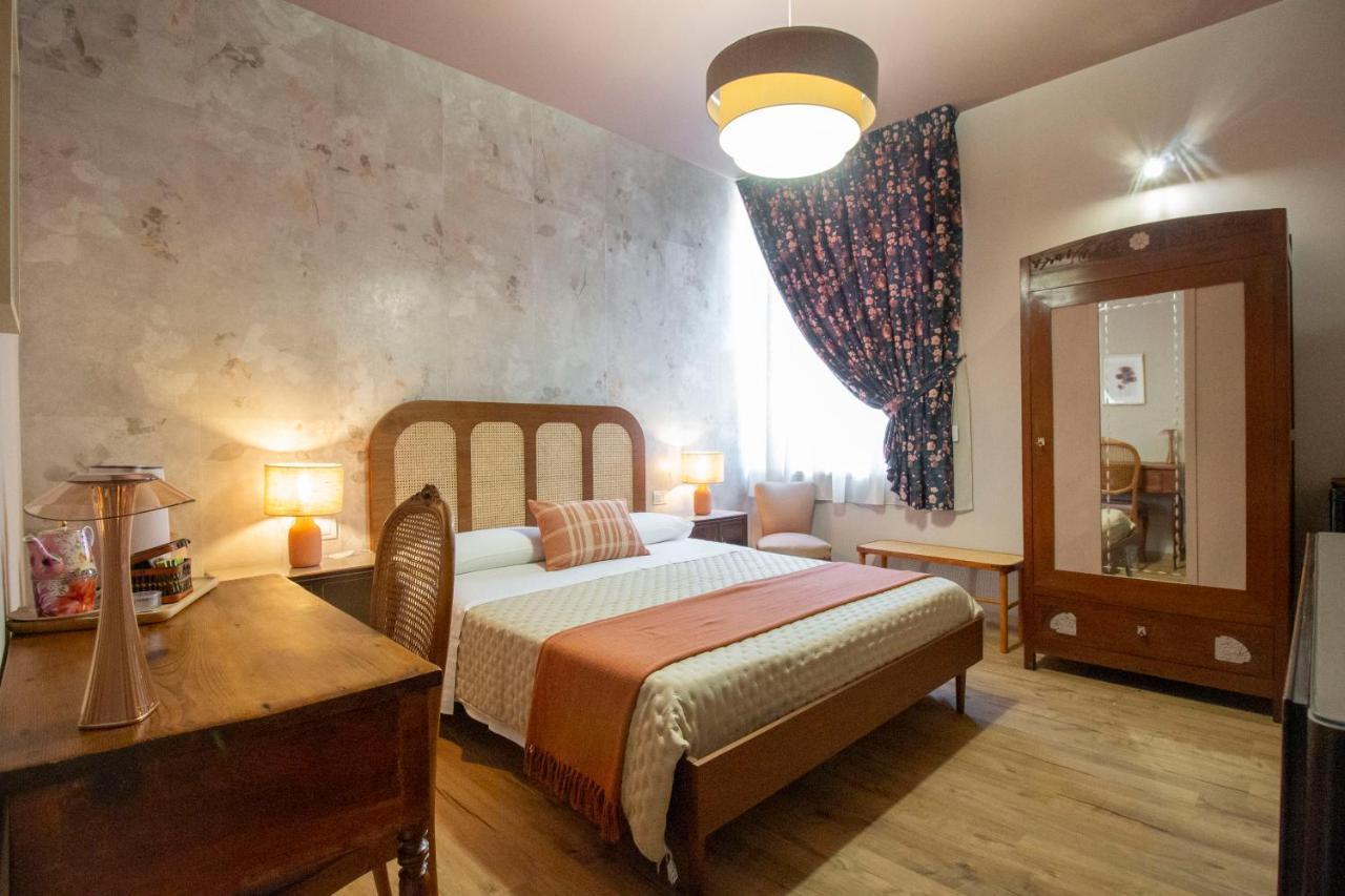 Epimoni B&B Catania Bagian luar foto
