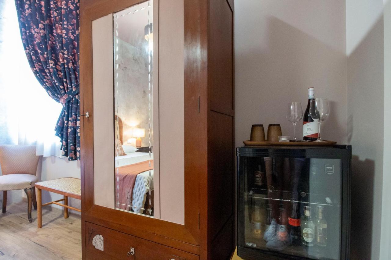 Epimoni B&B Catania Bagian luar foto